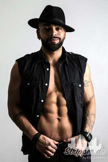 Schwarzer Menstripper NRW