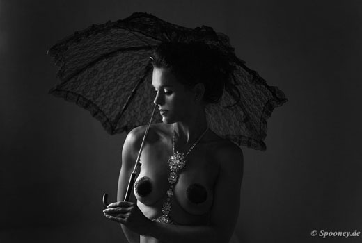 Burlesque Tänzerin Schweiz